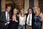 Amsterdam 11 november 2005
Presentatie dvd Tineke Schouten in Carre.
Tineke met man en 3 kinderen