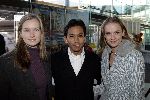 Amsterdam 16 november 2005
Premiere Chicken Little in Pathe arena.
Wibi Soerjadi met secretaresse en vriendin