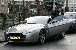 Amsterdam 26 november 2005
Winston Gerschtanowitz in zijn nieuwe Aston Martin Vantage.