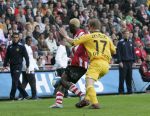 Eindhoven, 20 Oktober 2006 
Kompetitiewedstrijd PSV-Roda JC Seizoen 2006/2007
Eindstand 4-1
Arouna Kone in duel met Marcel de Jong