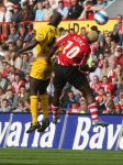 Eindhoven, 20 Oktober 2006 
Kompetitiewedstrijd PSV-Roda JC Seizoen 2006/2007
Eindstand 4-1
Arouna Kone  in een luchtduel Pa Modou Kah