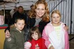 Amsterdam 6 oktober 2006
Premiere Winx club in pepsi stage.
Arriane Meier met kinderen