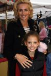 Amsterdam 6 oktober 2006
Premiere Winx club in pepsi stage.
Daphne Deckers met haar dochtertje Emma
