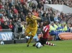 Eindhoven, 20 Oktober 2006 
Kompetitiewedstrijd PSV-Roda JC Seizoen 2006/2007
Eindstand 4-1
Boldizsar Bodor is Edison Menzdez te snel af.