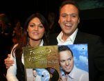 Breda, 17 Oktober 2006
Perspresentatie, persconferentie en tonen van nieuwe DVD beelden en CD in het Chasse theater
Frans Bauer hier samen met Belle Perez