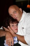 Nijkerk, 2 Oktober 2006
Feestavond War child
Chef-Kok Herman den Blijker samen met Imca Marina