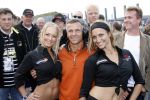 Zandvoort 1 oktober 2006
A1 Grand Prix op zandvoort
Jan Lammers en Playseats dames. oa Stella Koedam