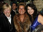Rotterdam 7 oktober 2006
Premiere Cats in het nieuwe luxor.
Janine v d Ende Janine de hoop scheffer en Janine uit gtst Caroline de Bruijn