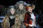 Rotterdam 7 oktober 2006
Premiere Cats in het nieuwe luxor.
Marco Bakker en Anita Meier en Anouk v Nes