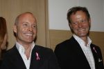 AMSTERDAM 2 OKTOBER 2006
Pink Ribbon in movenpick hotel
Mart Visser met zijn vriend