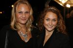 Utrecht 6 oktober 2006
Uitreiking gouden kalveren.
Melody Klaver en haar zus Kimberley Klaver