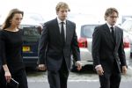 Rotterdam 16 september 2006
Herdenkingsdienst voor hr v Vollenhoven in Hulskamp gebouw.
Prins Floris Prinses Aimee en Prins Bernhard jr