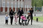 Apeldoorn 8 oktober 2006
Doop Prinses Leonore in het Loo in Apeldoorn.
Prinses Marilenen Prins Maurits met hun kinderen Prinses Anna Prins Lucas en Prinses Felicia met hun aupair  
Peter Smulders bv