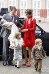 Apeldoorn 8 oktober 2006
Doop Prinses Leonore in het Loo in Apeldoorn.
Prinses Laurentien Prins Constantijn Koningin Beatrix Laurens jan Brinkhorst Prinses Eloise Prins Claus Cazimir en Eleonor.
Peter Smulders bv