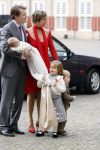 Apeldoorn 8 oktober 2006
Doop Prinses Leonore in het Loo in Apeldoorn.
Prinses Laurentien Prins Constantijn Koningin Beatrix Laurens jan Brinkhorst Prinses Eloise Prins Claus Cazimir en Eleonor.
Peter Smulders bv