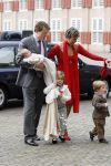Apeldoorn 8 oktober 2006
Doop Prinses Leonore in het Loo in Apeldoorn.
Prinses Laurentien Prins Constantijn Koningin Beatrix Laurens jan Brinkhorst Prinses Eloise Prins Claus Cazimir en Eleonor.
Peter Smulders bv