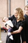 Apeldoorn 8 oktober 2006
Doop Prinses Leonore in het Loo in Apeldoorn.
Prinses Mabel en Prins Constantijn met hun kinderen Luana en Zaria
Peter Smulders bv