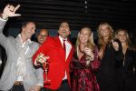 Amsterdam 30 september 2006
feestje A1 grand prix in club Onassis.
Eric Kuster Steve te Pas Rodrigo Otazu Angela Kluivert Inge de Bruijn en Chantal Bles