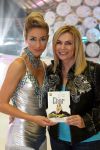 Eindhoven, 16 September 2006
Dancing On Ice, Wendy v Dijk overhandigt de eerste CD/DVD 