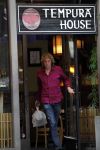 San Francisco 1 oktober 2009
Adam Curry en zijn dochter Christina verlaten het bedrijf van Adam en wandelen naar huis. Adam haalt eten 
Peter Smulders bv