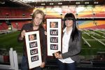 Amsterdam 23 september 2009
presentatie postzegels Andre Hazes in de amsterdam Arena. Andre Jr en Roxeanne krijgen de eerste zegels en ook Rachel is natuurlijk van de partij.
Peter Smulders bv