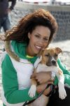 Scheveningen 4 oktober 2009
Bridget Maasland organiseert dogwalk op het strand van Scheveningen.
Ruim 300 honden liepen mee met hun baasjes. Glennis Grace met vriend Moos en zoon Anthony
Peter Smulders bv