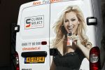 Amsterdam 23 september 2009
tatjana maakt reclame voor airco op een bus.
Peter Smulders bv