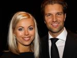 Gouda, 11 Oktober 2010
Premiere Ivo Niehe van de nieuwe theatervoorstelling van Mussen & Zwanen, LICHTJES IN JE OGEN.
Bas Muijs met zijn nieuwe vriendin Sabine Vas Nunes
Foto Peter Smulders BV