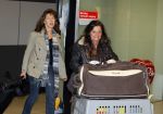 Schiphol 1 oktober 2010
Thierry Duval haalt zijn vriendin Belinda Meuldiejk en Joshi op op schiphol. Belinda heeft 2 verwaarloosde honden mee genomen uit spanje. 
Peter Smulders bv
