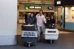 Schiphol 1 oktober 2010
Thierry Duval haalt zijn vriendin Belinda Meuldiejk en Joshi op op schiphol. Belinda heeft 2 verwaarloosde honden mee genomen uit spanje. 
Peter Smulders bv