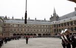 Den Haag 21 september 2010
Prinsjesdag 2010 op het binnenhof en bij paleis Noordeinde. Koningin Beatrix Prins Willem Alexander Prinses Maxima Prins Constantijn Prinses Laurentien Pieter v Vollenhoven en Prinses Margriet
Peter Smulders bv