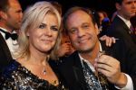 Amsterdam 22 oktober 2010
Televizierring 2010 in carre. Carlo Boszhard en Irene Moors winnen de ring voor de tv kantine
Peter Smulders bv