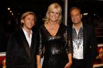 Amsterdam 22 oktober 2010
Televizierring 2010 in carre. Carlo Boszhard en Irene Moors winnen de ring voor de tv kantine. Carlo met zijn vriend
Peter Smulders bv