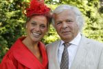 Breukelen 16 juni 2010
Haringparty op Neyenrode.
Eddy de Kroes met dochter Annetrije de Kroes