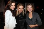 Amsterdam 1 oktober 2010
Feestje GTST (Goede tijden slechte tijden) voor 20 jarig bestaan bij het Werck. Marly v d Velden Inge Schrama en Gigi Ravelli
Peter Smulders bv