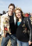 Scheveningen 3 oktober 2010
Dogwalk georganiseerd door de stichting van Bridget Maasland . Een zwangere Isabelle Brinkman met vriend en hond
Peter Smulders bv