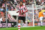 Eindhoven, 24 Oktober 2010
Kompetitiewedstrijd PSV-Feyenoord, eindstand 10-0 Seizoen 2010/2011
De grootste nederlaag van Feyenoord ooit in het betaalde voetbal
Evenaring van de grootste overwinning PSV in het betaald Voetbal
Jonathan Reis
Foto Junior Smulders