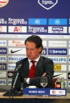 Eindhoven, 24 Oktober 2010
Kompetitiewedstrijd PSV-Feyenoord, eindstand 10-0 Seizoen 2010/2011
De grootste nederlaag van Feyenoord ooit in het betaalde voetbal
Evenaring van de grootste overwinning PSV in het betaald Voetbal
Een aangeslagen Mario Been tijdens de persconferentie
Foto Junior Smulders