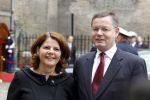 Den Haag 21 september 2010
Prinsjesdag 2010 op het binnenhof en bij paleis Noordeinde. Marja v Bijsterveldt Vliegenthart en partner
Peter Smulders bv
