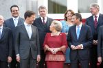 Den Haag 14 oktober 2010
Het kabinet van President Mark Rutte bij Koningin Beatrix op huis ten Bosch.Henk Kamp Hans Dillen Marja van Bijsterveldt Vliegenthart Gerd Leers Uri Rosenthal Maxim Verhagen Piet Hein Donner Ivo Opstelten Jan Kees de Jager Melanie Schultz van Haegen Maas Geesteranus en Edith Schippers