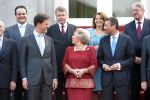 Den Haag 14 oktober 2010
Het kabinet van President Mark Rutte bij Koningin Beatrix op huis ten Bosch.Henk Kamp Hans Dillen Marja van Bijsterveldt Vliegenthart Gerd Leers Uri Rosenthal Maxim Verhagen Piet Hein Donner Ivo Opstelten Jan Kees de Jager Melanie Schultz van Haegen Maas Geesteranus en Edith Schippers