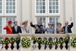 Den Haag 21 september 2010
Prinsjesdag 2010 op het binnenhof en bij paleis Noordeinde. Koningin Beatrix Prins Willem Alexander Prinses Maxima Prins Constantijn Prinses Laurentien Pieter v Vollenhoven en Prinses Margriet
Peter Smulders bv