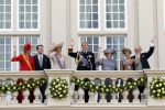 Den Haag 21 september 2010
Prinsjesdag 2010 op het binnenhof en bij paleis Noordeinde. Koningin Beatrix Prins Willem Alexander Prinses Maxima Prins Constantijn Prinses Laurentien Pieter v Vollenhoven en Prinses Margriet
Peter Smulders bv