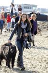 Scheveningen 3 oktober 2010
Dogwalk georganiseerd door de stichting van Bridget Maasland . Miljuschka Witzenhausen met hond
Peter Smulders bv