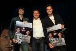 Volendam 30 september 2010
Presentatie CD ,uitreiking gouden en platina platen en presentatie strip Nick en Simon. Albert Verlinde reikt ze uit
Peter Smulders bv