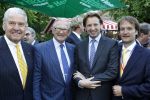 Breukelen 16 juni 2010
Haringparty op Neyenrode. Pieter v Vollenhoven met Prins Floris en Guido den Aantrekker
Peter Smulders bv