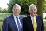 Breukelen 16 juni 2010
Haringparty op Neyenrode. Pieter v Vollenhoven met Jaap Rost Onnes
Peter Smulders bv