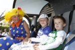 Middenmeer 16 juni 2010
Presentatie kinderboek Sonja Bakker. Ze kwam samen met haar kinderen/zoons met een helicopter aan. Rik felderhof was ook aanwezig.
Peter Smulders bv
