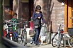 Amsterdam 5 oktober 2010
Susan Visser met kinderen op straat.
Peter Smulders bv