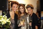 Amsterdam 11 oktober 2010
Presentatie tijdschrift Danie Bles in het World fashion center. Sylvie v d Vaart en Leontien Borsato
Peter Smulders bv